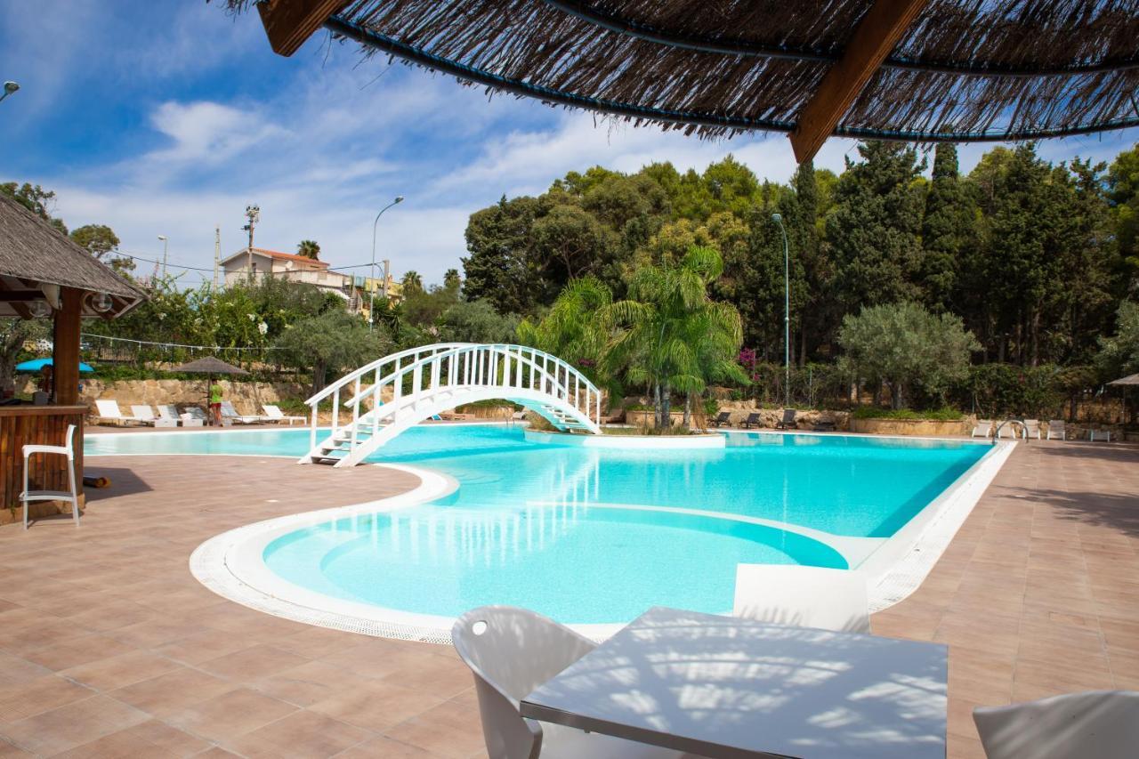 Villaggio Marinella Direttamente Sul Mare Isola Di Capo Rizzuto Exterior photo